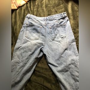 Distressed boyfriend jeans